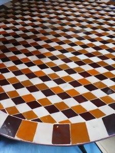 Marokkanischer Mosaiktisch